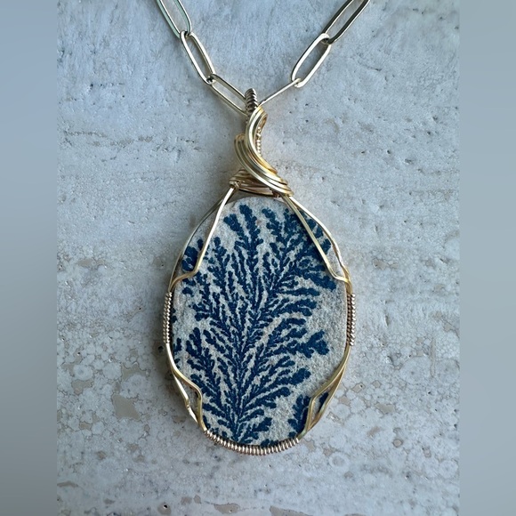 Tarnish Resistant Gold Grounding Copper Psilomelane Stone Pendant - Picture 1 of 8